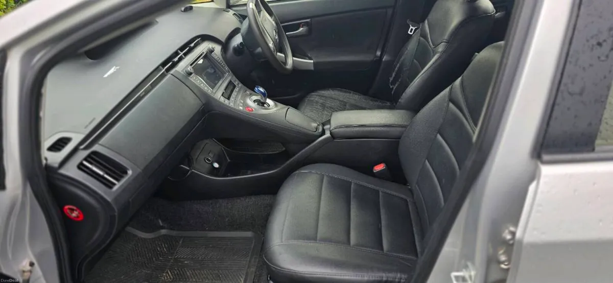 Toyota prius LPG - Image 3