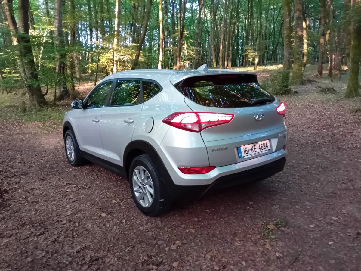 161 HYUNDAI TUCSON , 1.7 CRDI EXECUTIVE SUV - Image 6