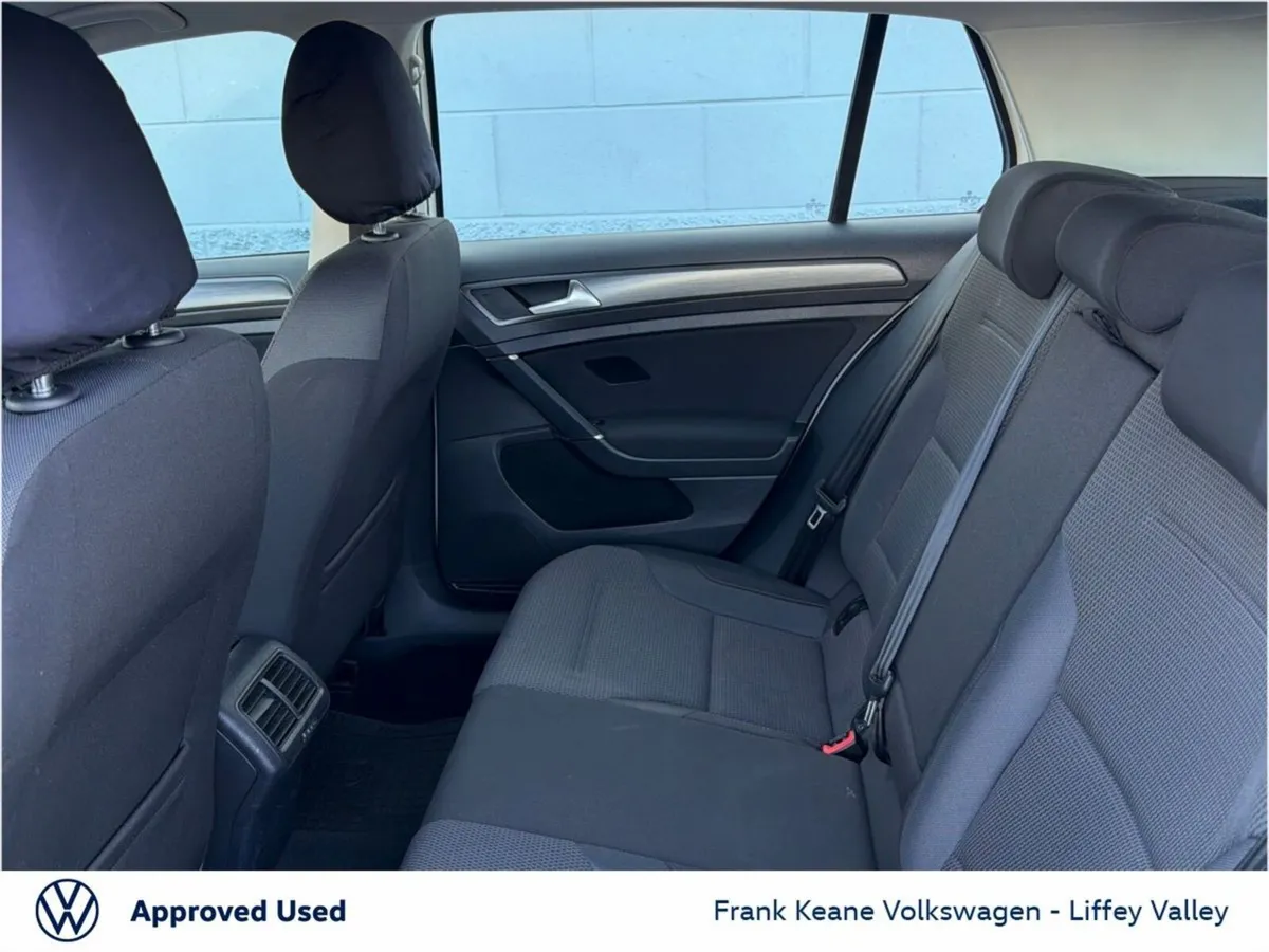Volkswagen Golf SE NAV 1.0 TSI 110HP *WHITE* CARPL - Image 6