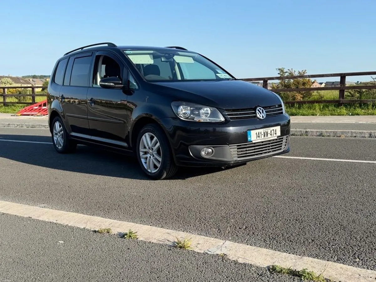 2014 Volkswagen Touran - Image 1