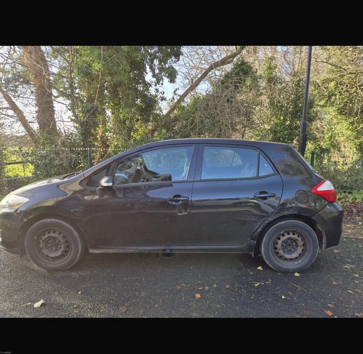 Toyota Auris petrol - Image 2