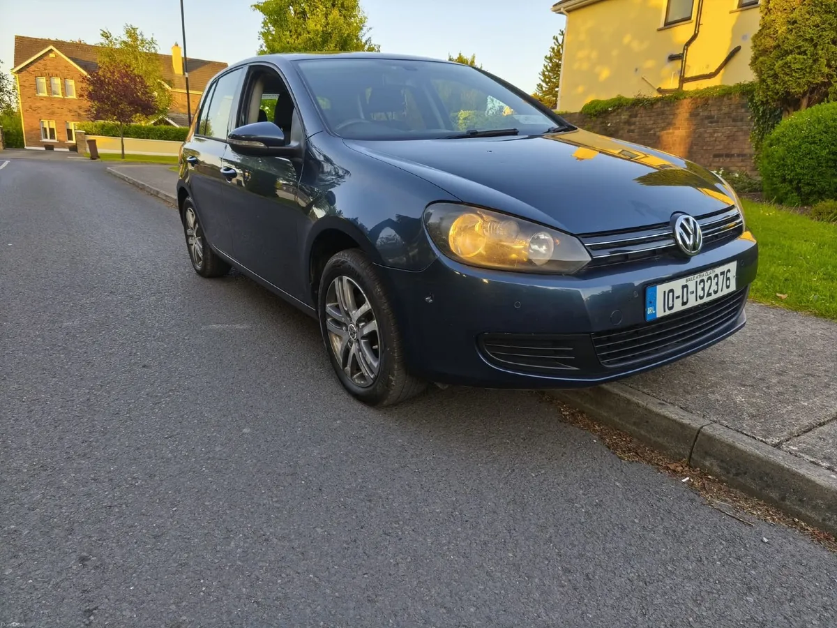Volkswagen Golf 2010 - Image 1