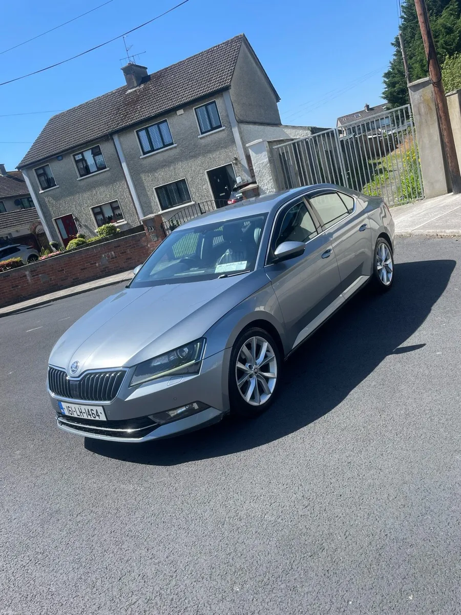 Skoda Superb - Image 3