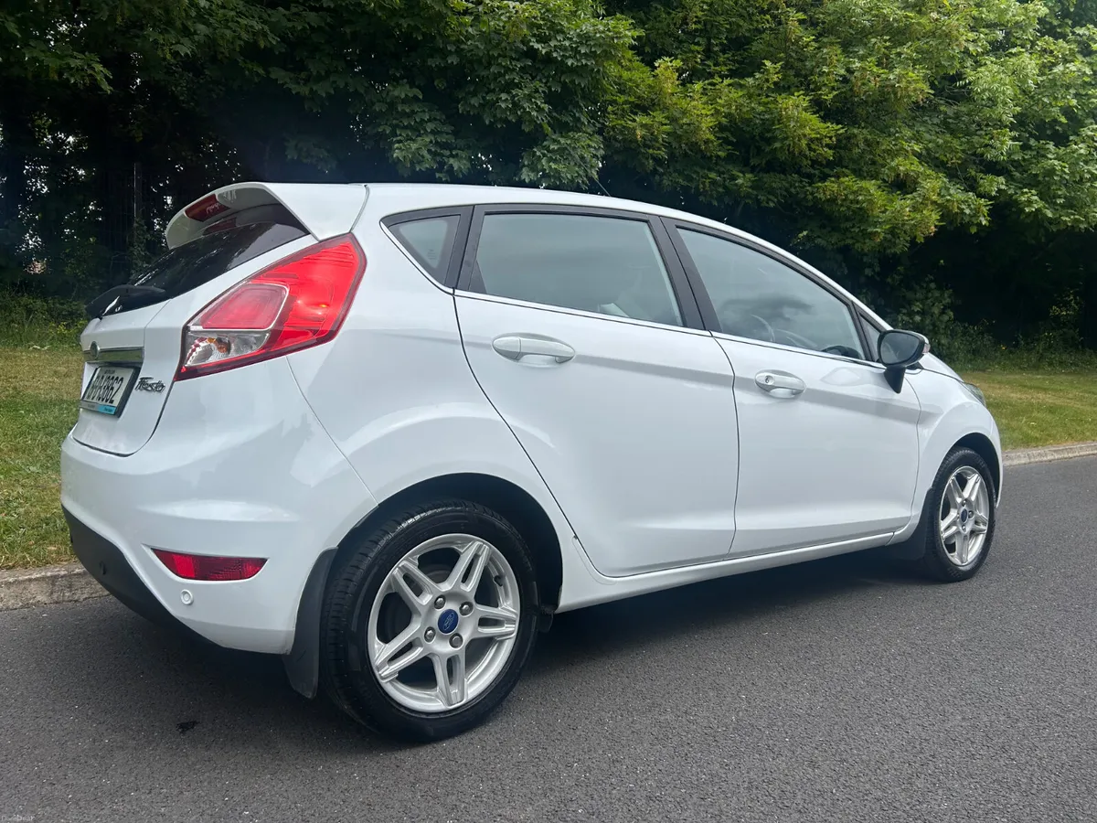 Ford Fiesta 2015 (NCT 06/27. TAX 01/27) - Image 2