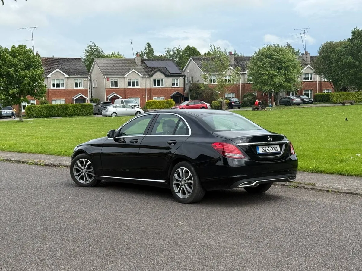 Mercedes Benz Perfect condition 👌 Automatic - Image 3