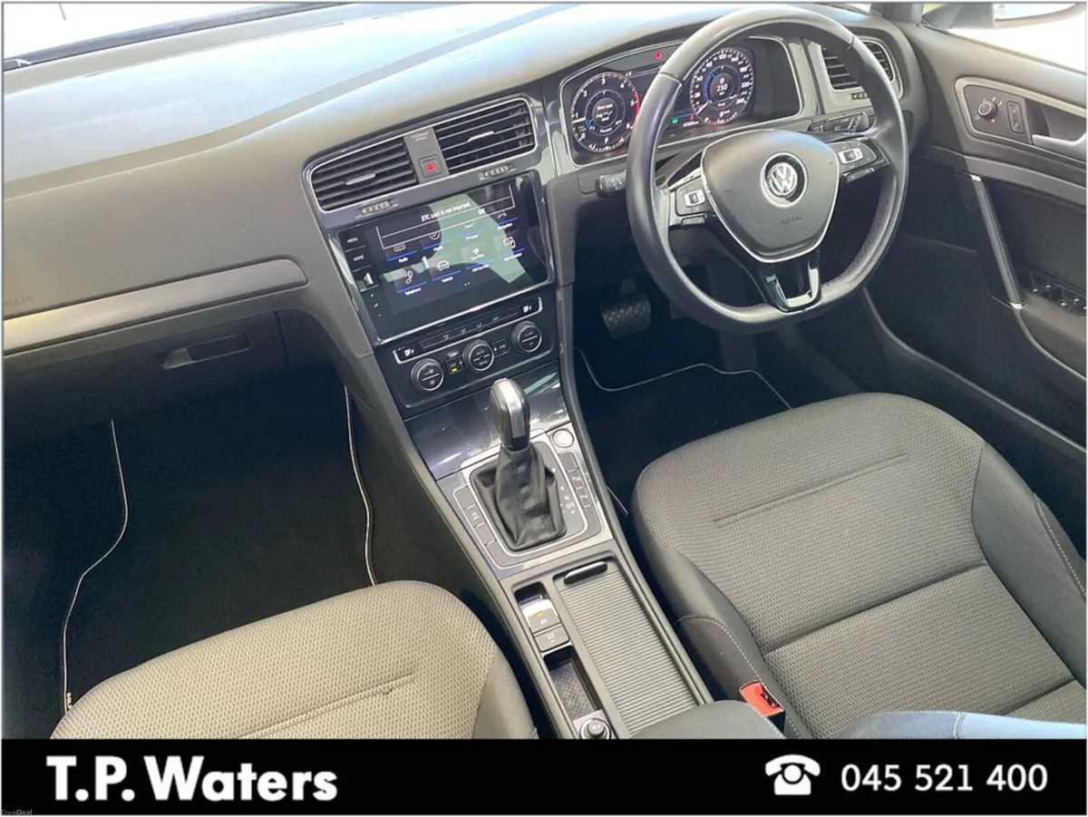 Volkswagen Golf 2.0 TDI - AUTOMATIC - REVERSING CA - Image 2