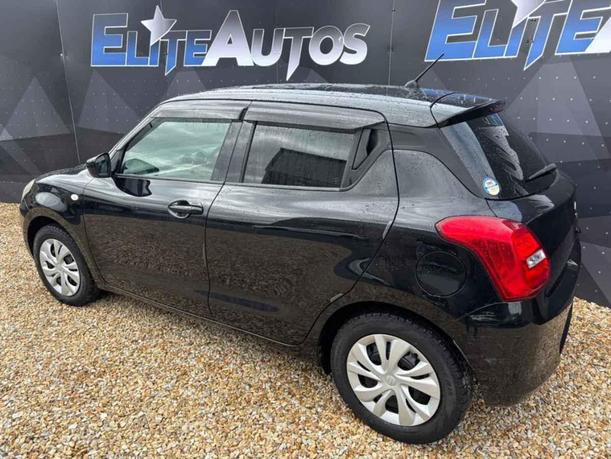 Suzuki Swift 1.3 Automatic low kms - Image 4
