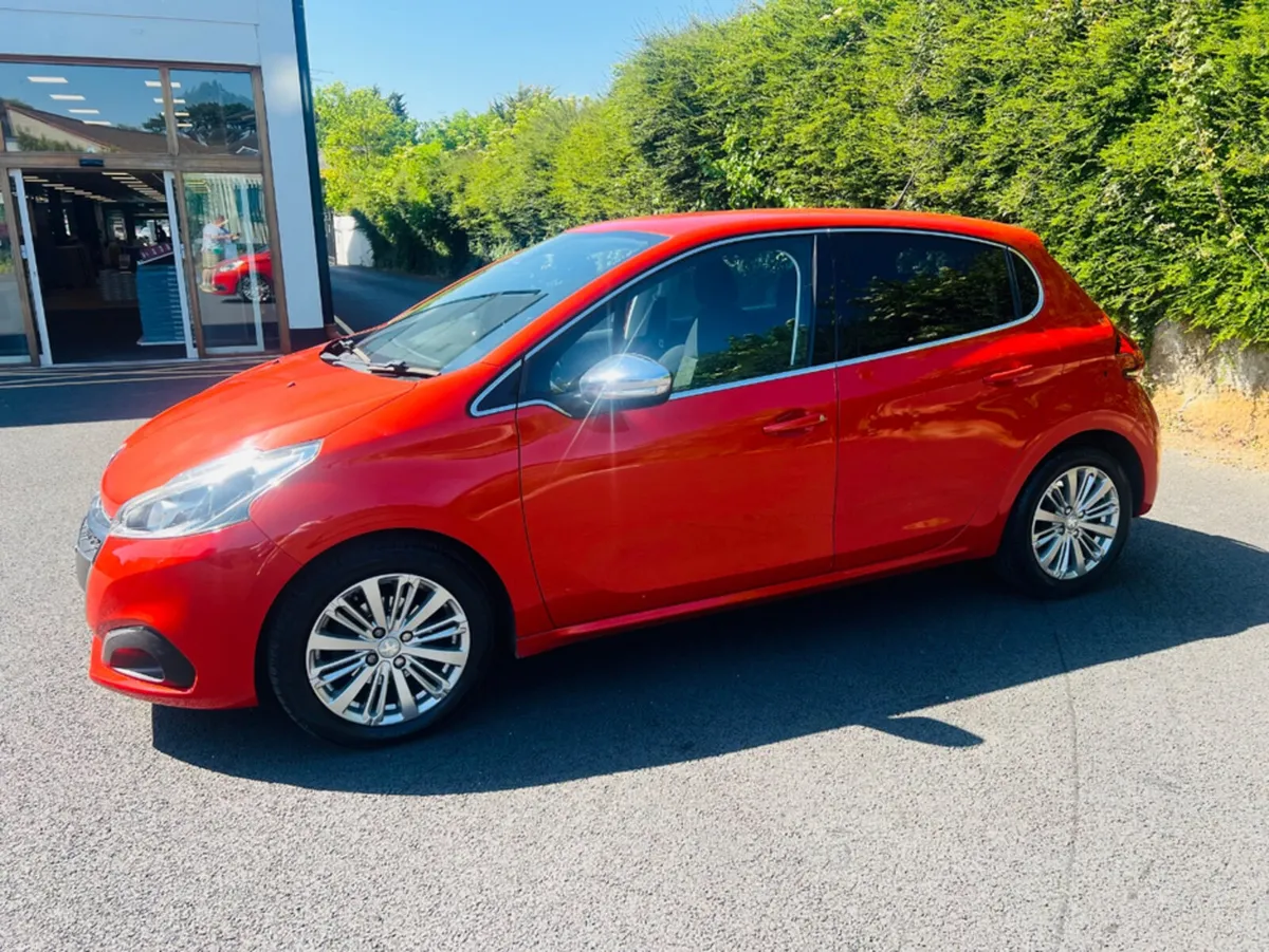 Peugeot 208 ***DEPOSIT TAKEN*** - Image 6