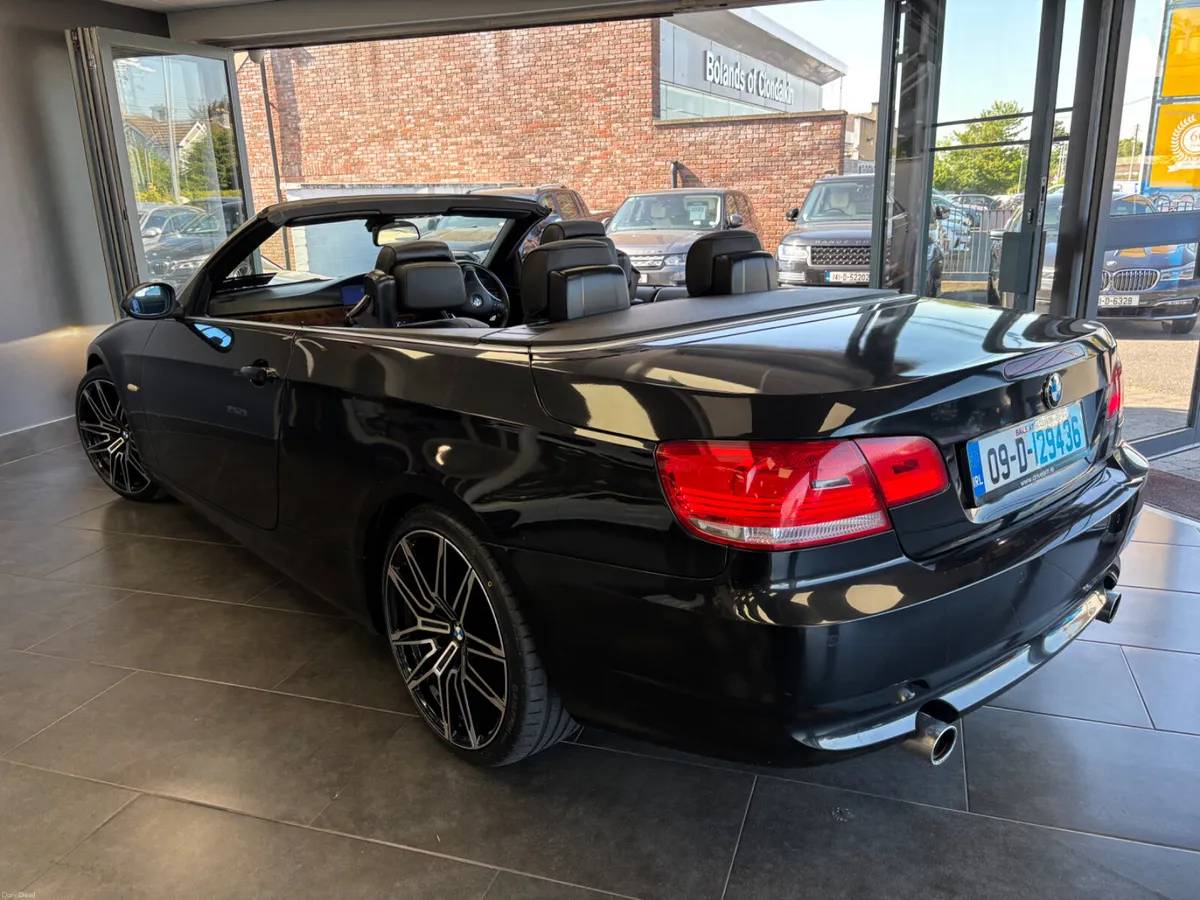 BMW 3-Series 2009 335i Automatic - Image 4