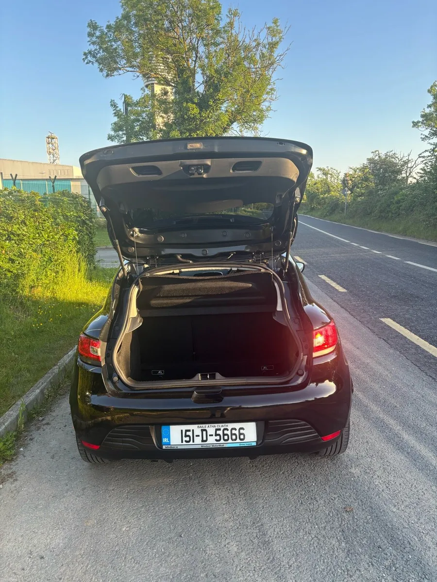 Renault Clio - Image 4