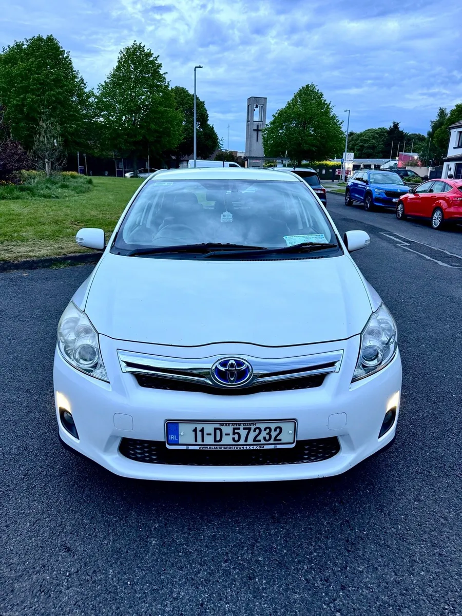 Toyota Auris 1.8 hybrid, 2011 - Image 3