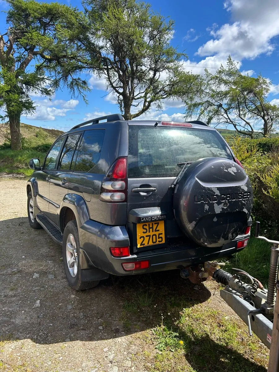 Toyota Land Cruiser - Image 2