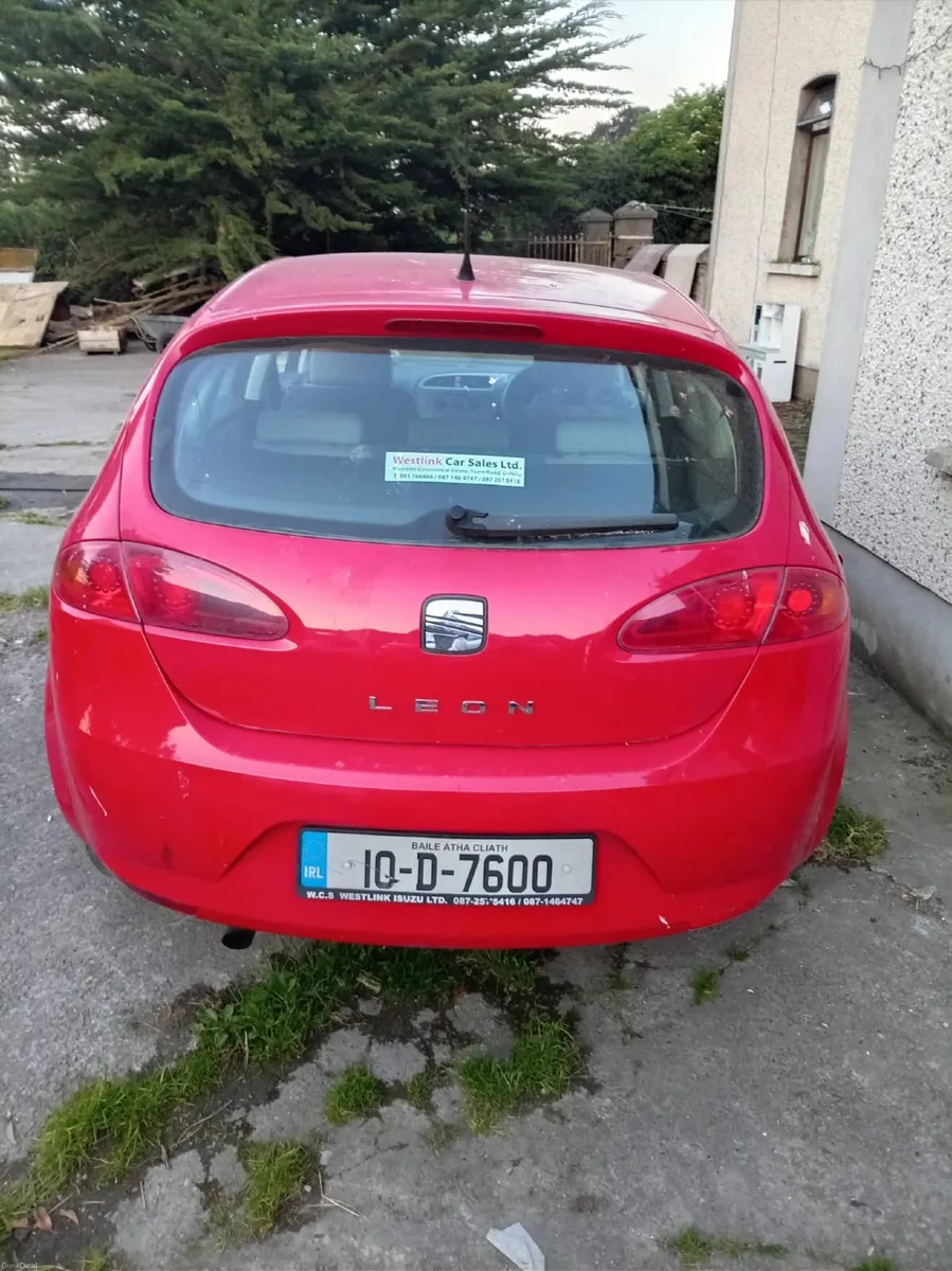 SEAT Leon 2010 - Image 1
