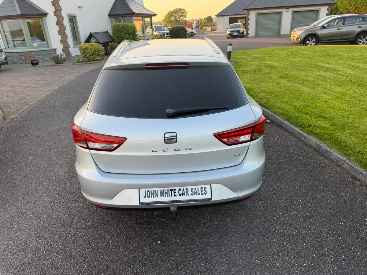 SEAT Leon TDI Estate - Image 4