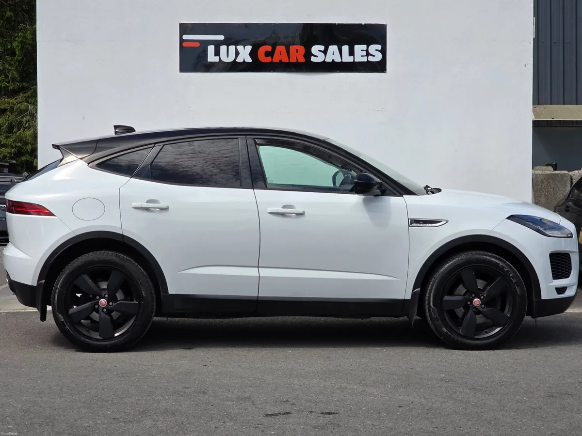 2020 Jaguar E-PACE 2.0D AWD CHEQUERED FLAG EDITION - Image 2