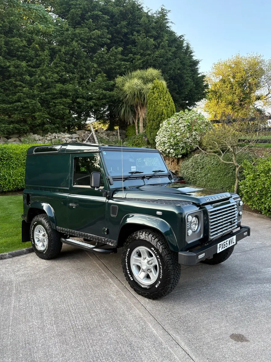 Land Rover denfender 90 XS only €200 Vrt - Image 1