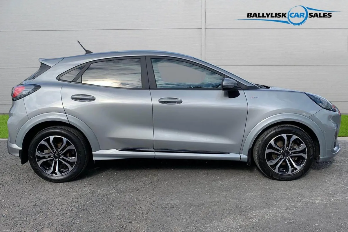 Ford Puma 1.0T 125PS ST-Line in Solar Silver with - Image 3