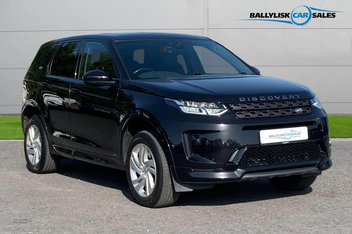 Land Rover Discovery Sport 2.0 D150 MHEV R-Dynamic - Image 1