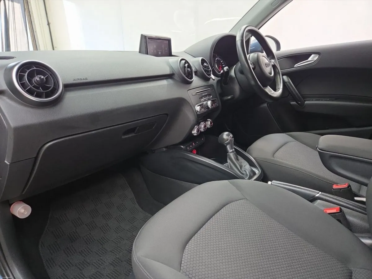 Audi A1 1.0 TFSI Sport S-Tronic - Image 4