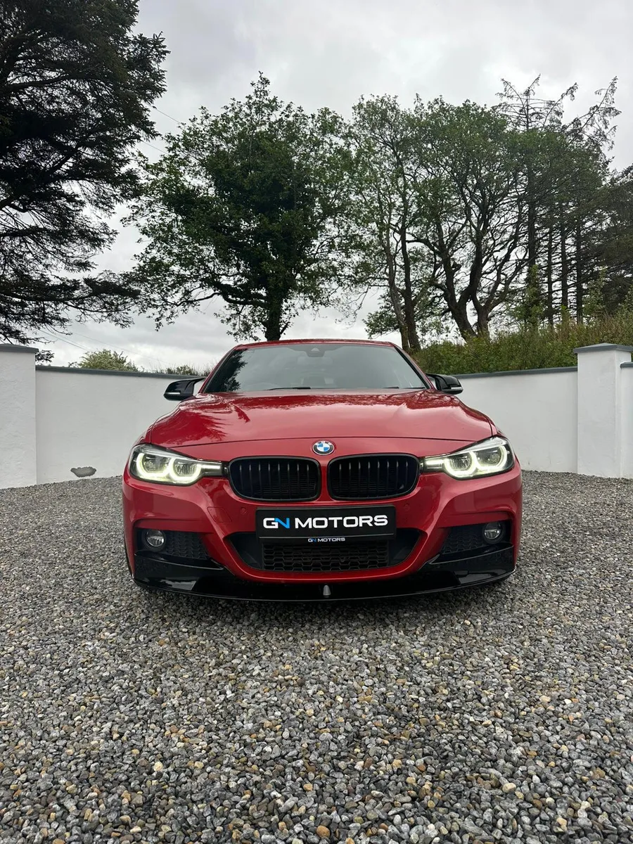 2018 BMW 320D Shadow Edition - Image 2
