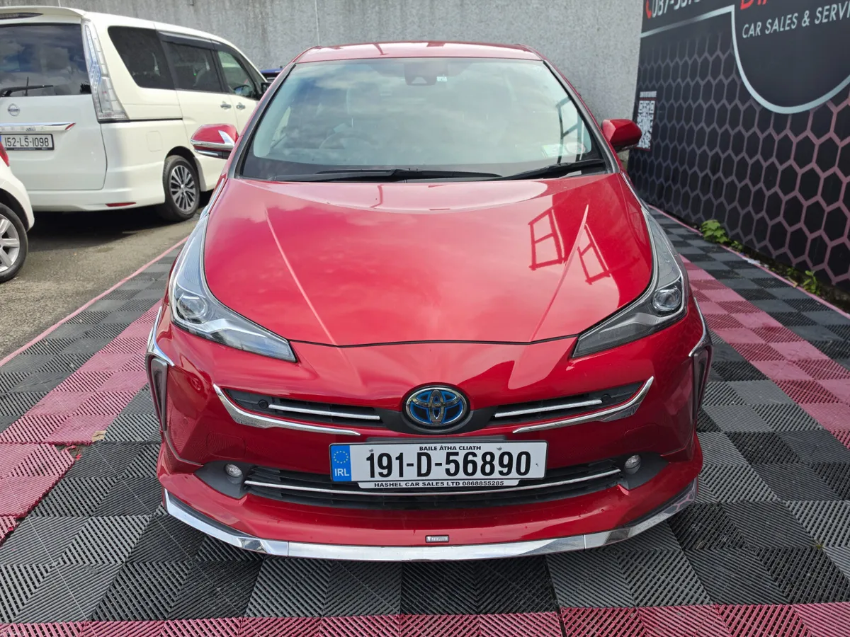 2019 TOYOTA PRIUS Tesla Style Screen Heated Seats - Image 4