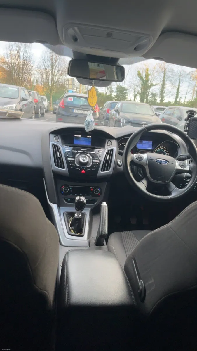 Ford Focus - Image 5