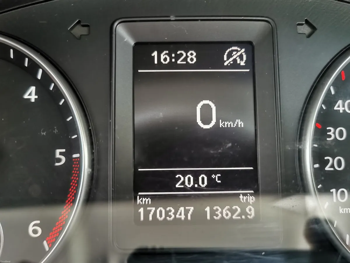 Volkswagen Touran 2013 - Image 3