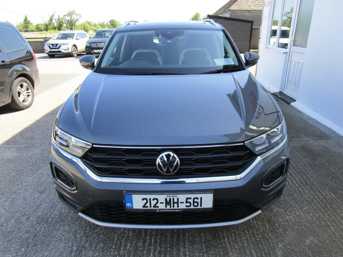 Volkswagen T-Roc 2021 - Image 2