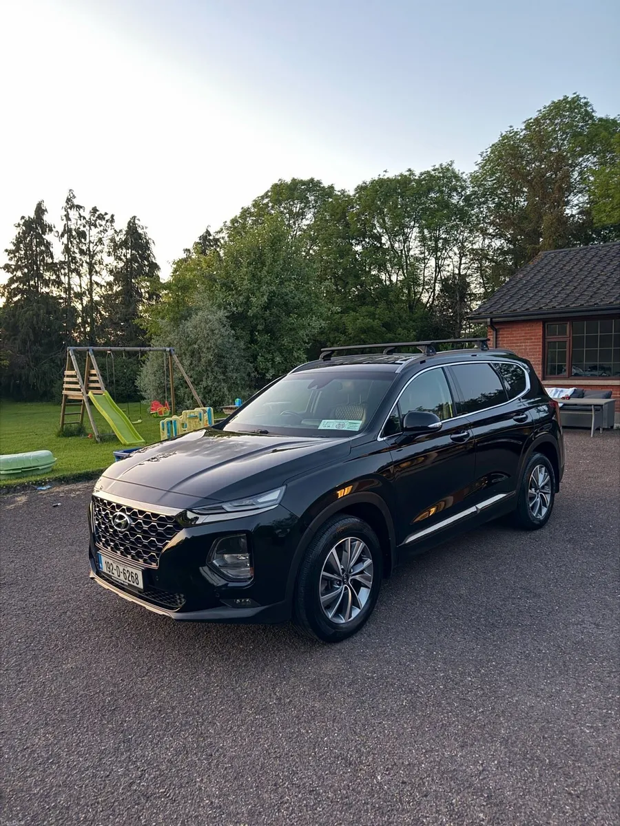 Hyundai Sante Fe 7 Seater 2.2 4WD Executive Plus - Image 2
