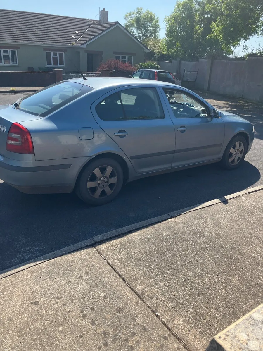 Car - Image 1
