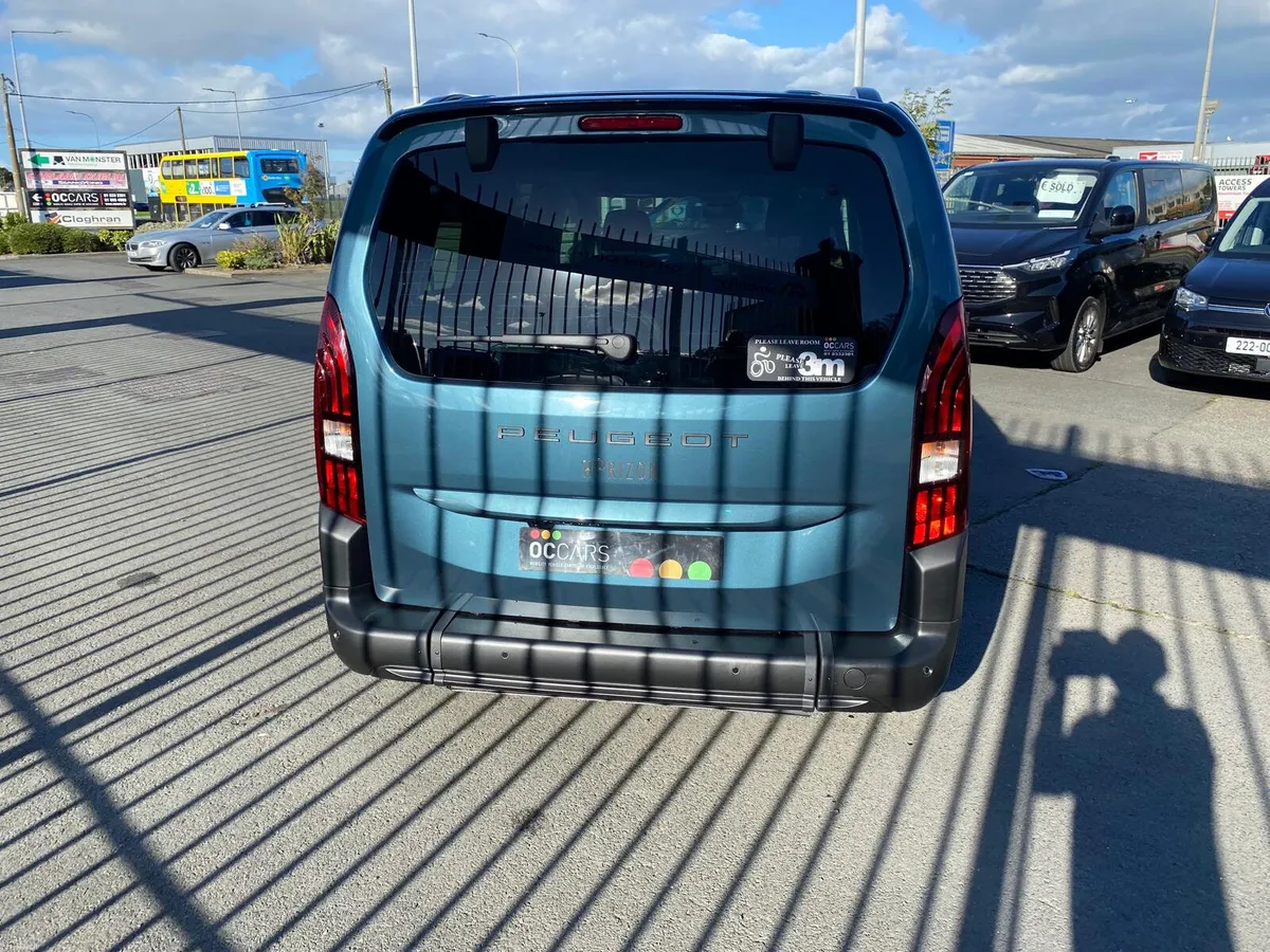 Wheelchair Accessible Taxi Peugeot Rifter Horizon - Image 6