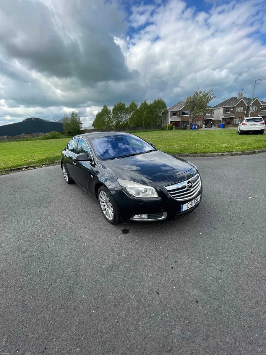 Opel Insignia 2010 - Image 1