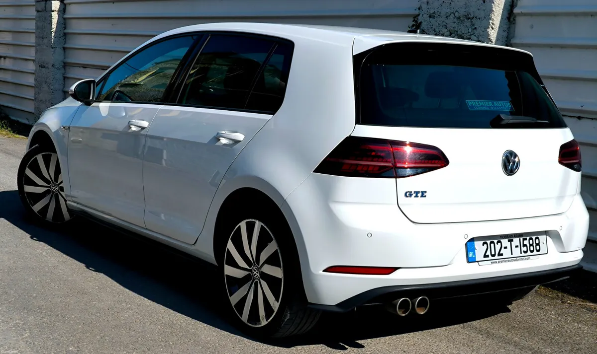 VOLKSWAGEN GOLF GTE PLUG-IN HYBRID 2020 - Image 4