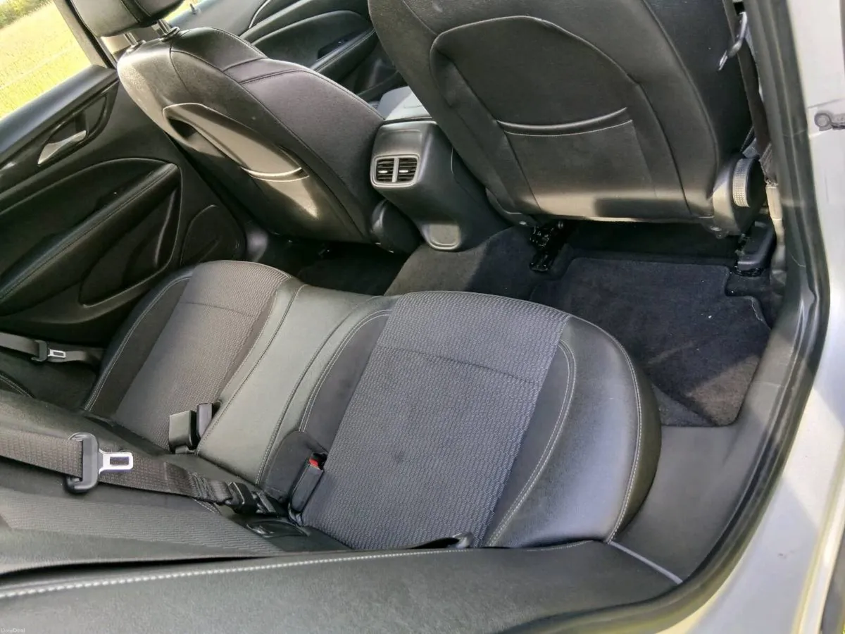 OPEL INSIGINA GRAND SPORT SRI DIESEL - Image 4