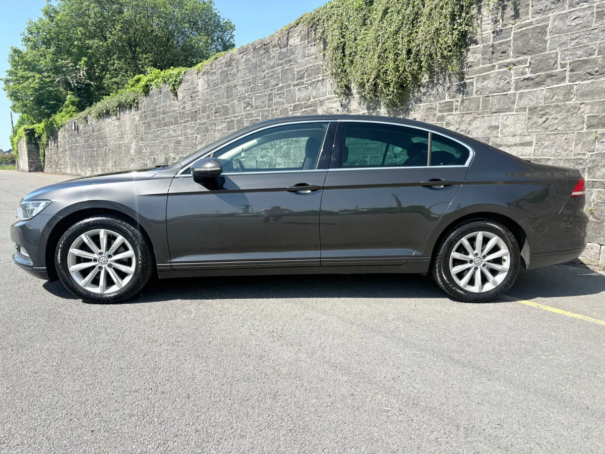 VW Passat C~Line 2.0 150 HP trade ins + warranty👍 - Image 5