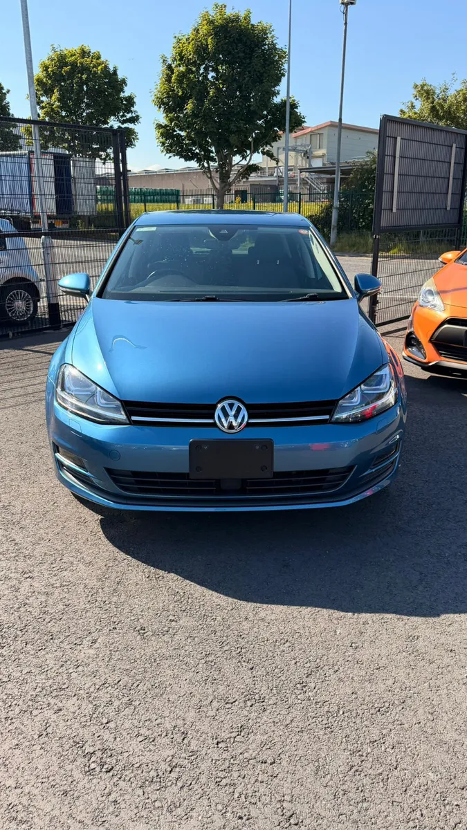 Volkswgen Golf Blue - Image 1