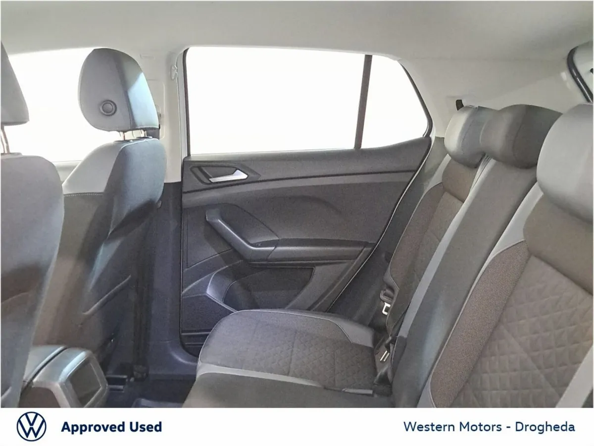 Volkswagen T-Cross Style 1.0 TSI 110HP DSG - Image 6