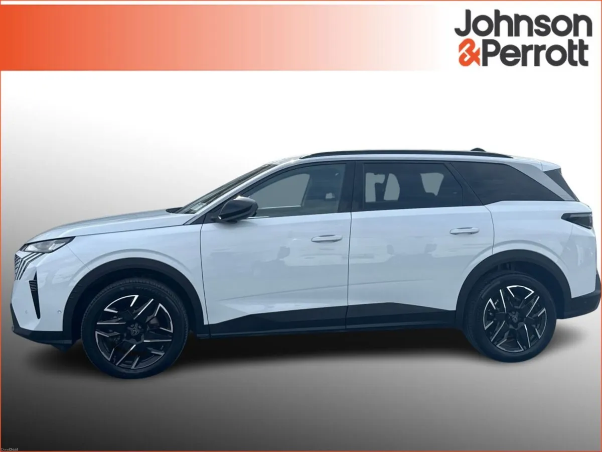 Peugeot 5008 1.2 MHEV 145bhp E-DCS6 Allure - Image 6