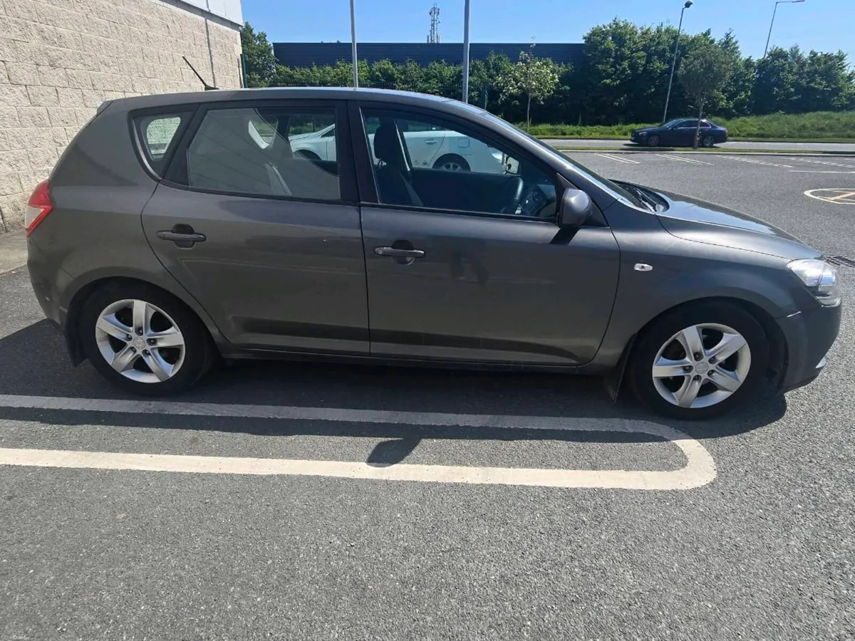 2011,Kia Ceed 1.6 D,Nct 12/26 - Image 4