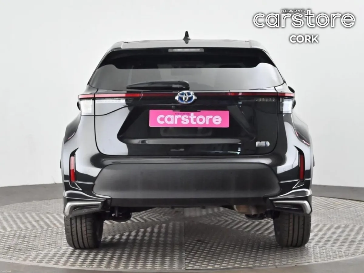 Toyota Yaris Cross 1.5 Hybrid CVT - Image 4
