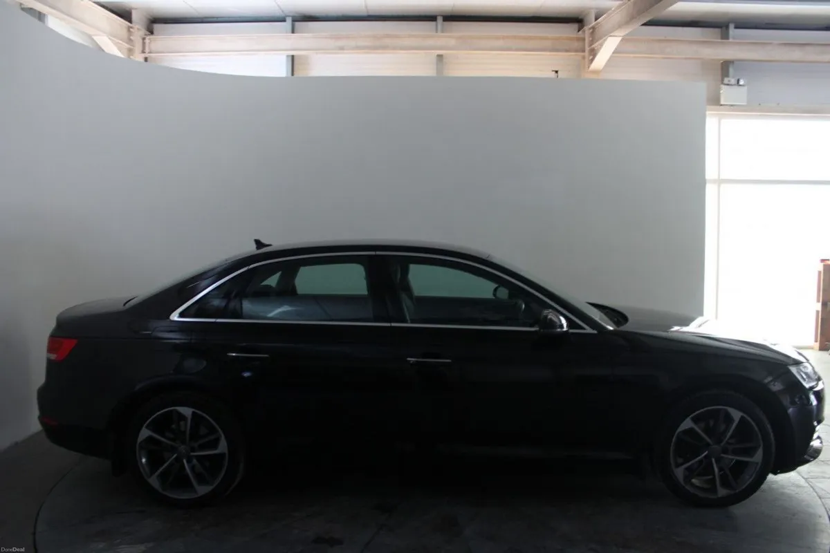 Audi A4 2.0TDI 122HP SE Ultra - Image 3
