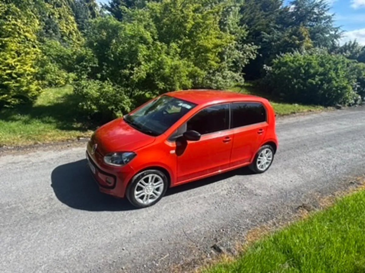 2014 Volkswagen Up! 1.0 Petrol - Automatic - Strik - Image 4