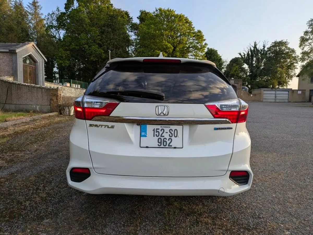 2015 Honda Shuttle | Auto | Rare Spec | NCT 05/27 - Image 3
