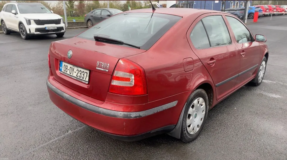 Skoda Octavia(Needs Waterpump) - Image 4