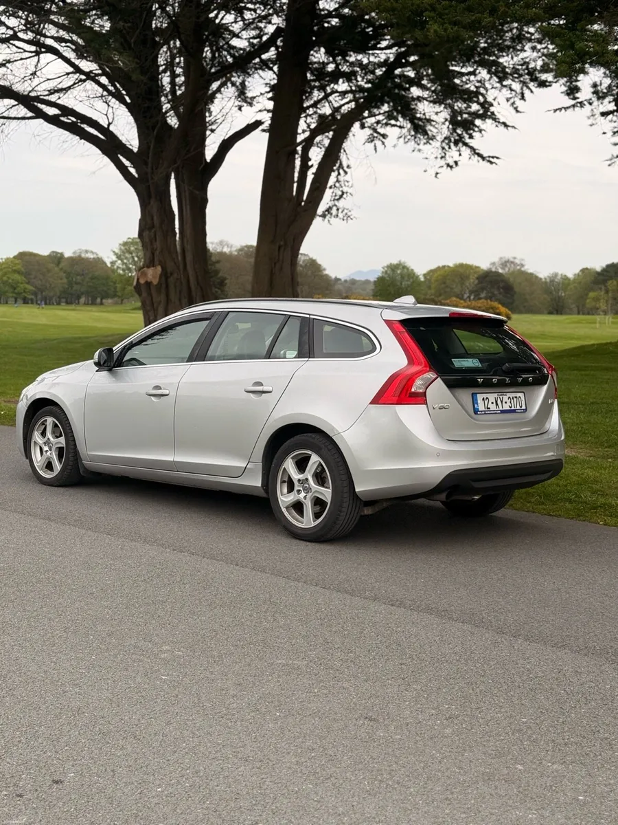 Volvo V60 NCT/TAX - Image 3