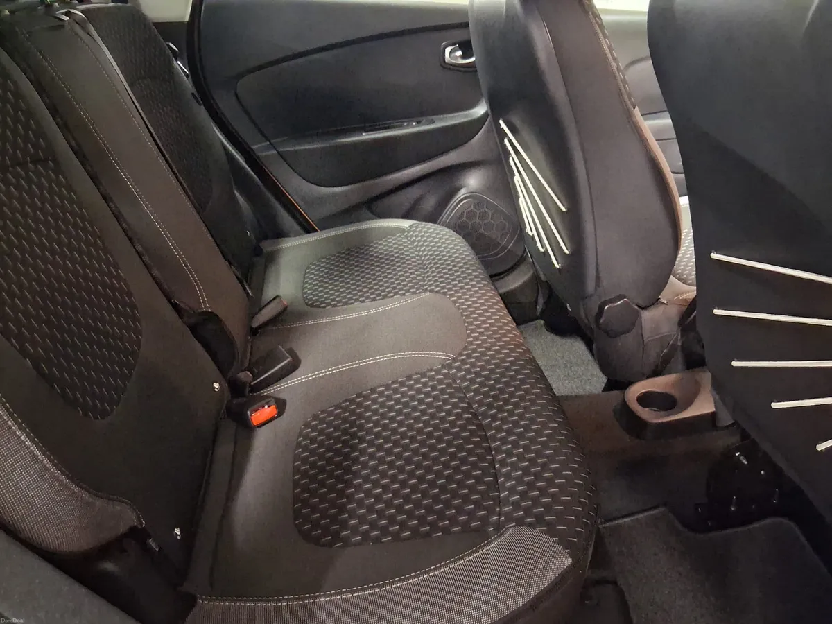 2018 Renault Captur **FINANCE AVAILABLE** - Image 3