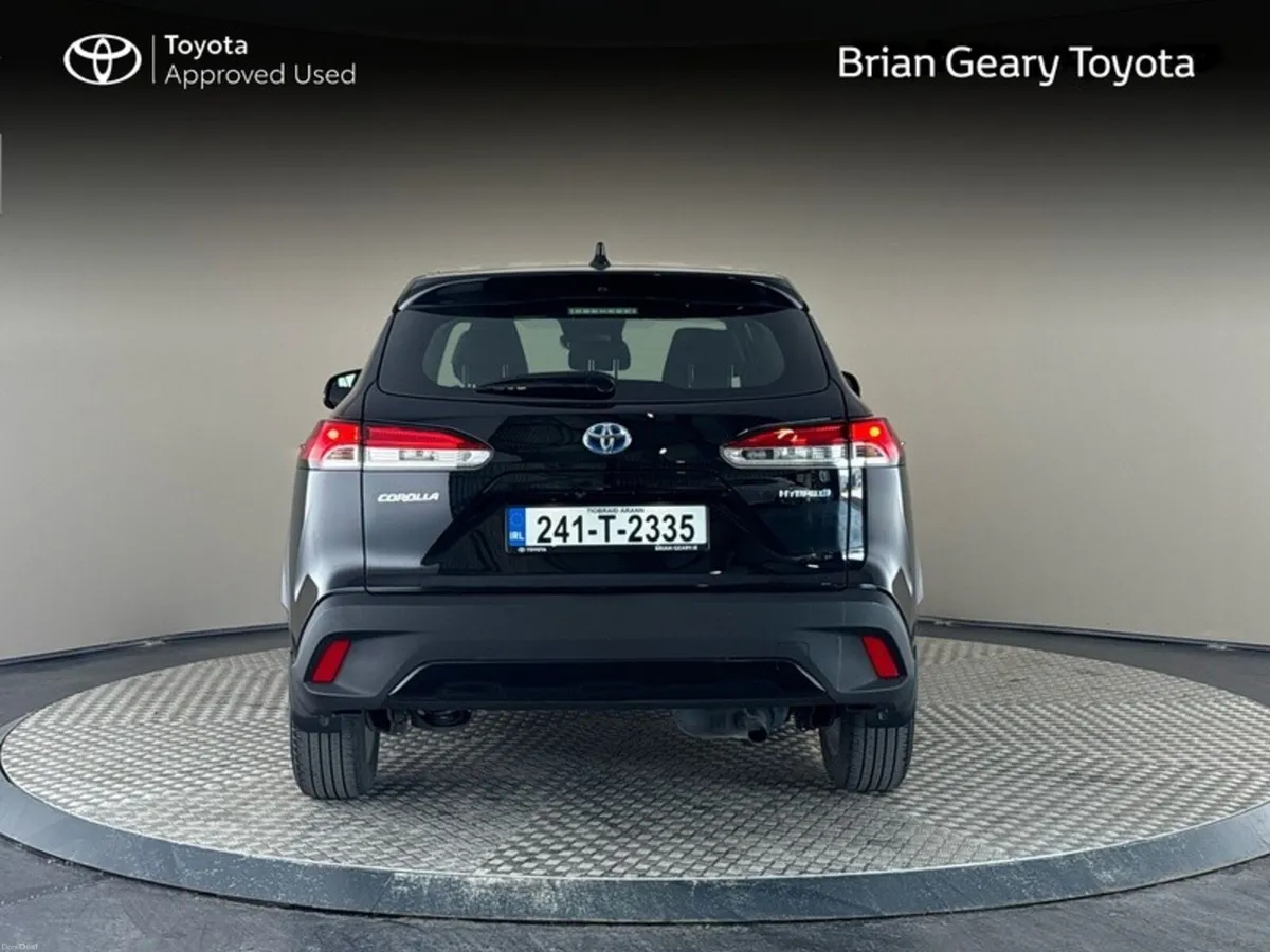 Toyota Corolla Cross HYBRID LUNA - Image 4