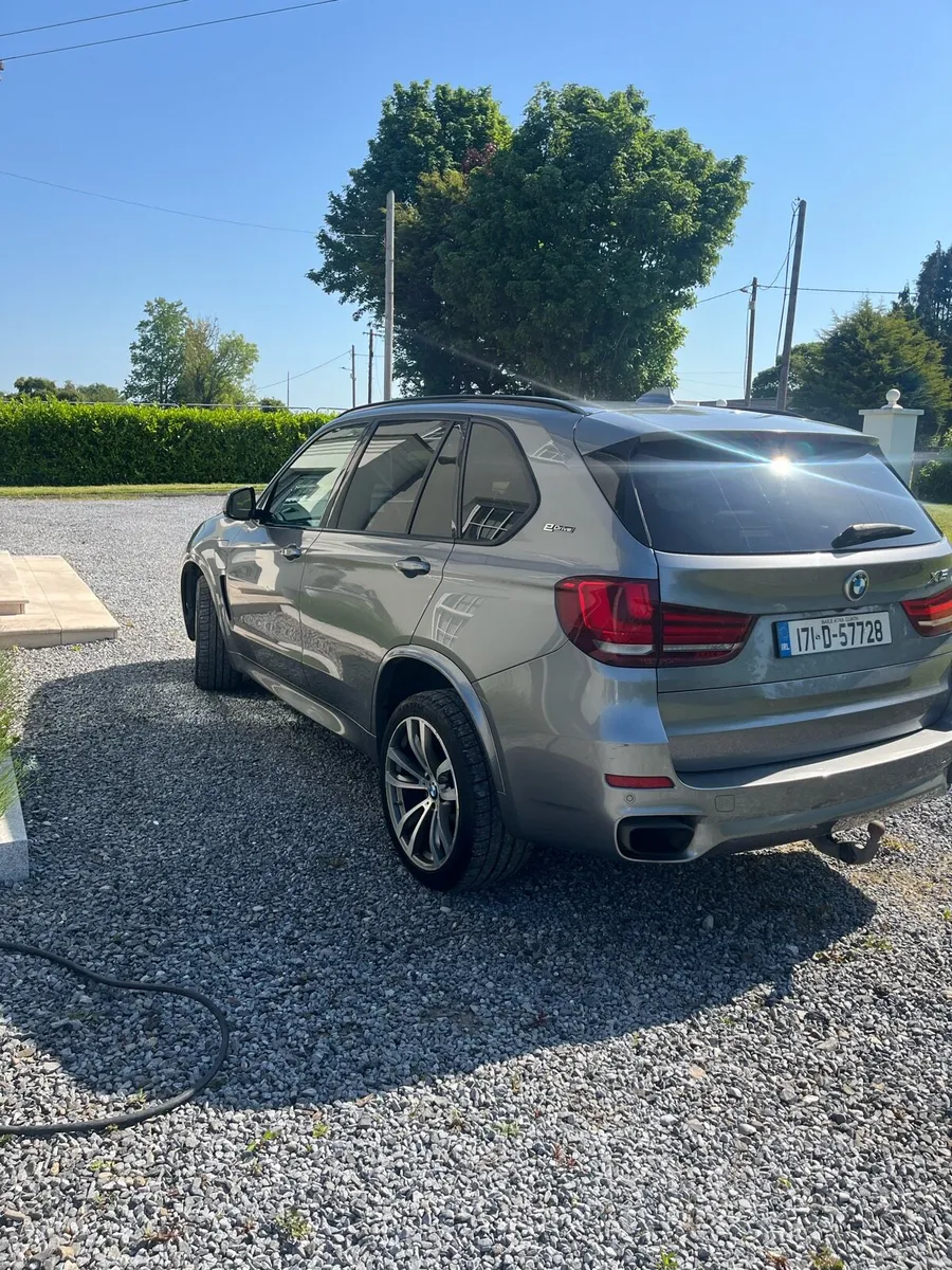 BMW X5 - Image 2