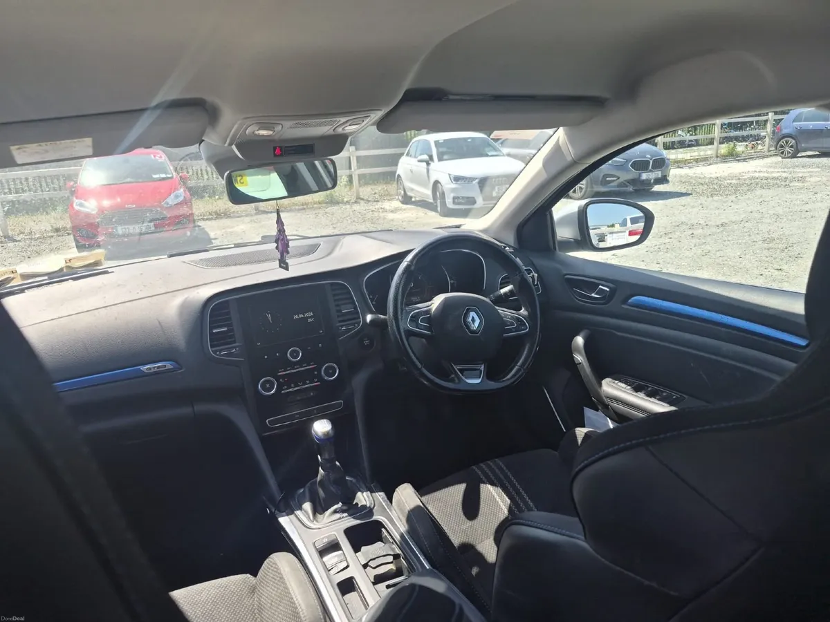 Renault Megane 2017 - Image 4