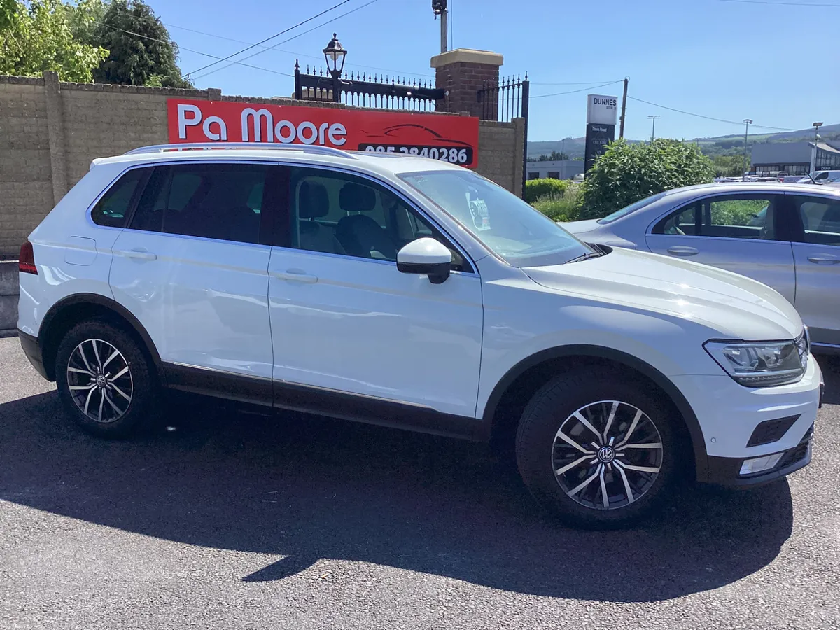 Volkswagen Tiguan 2.0 ** FROM €76 p/w - Image 3